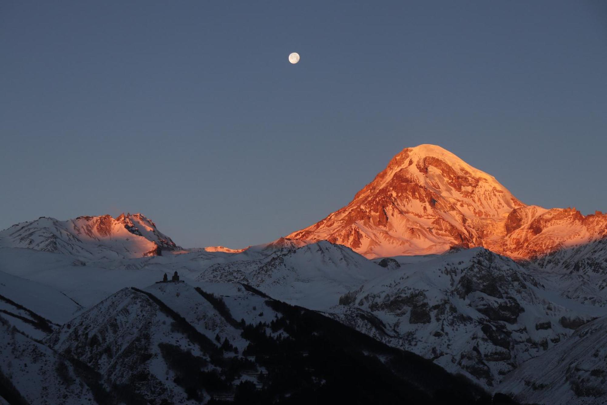 Rooftop Kazbegi Ngoại thất bức ảnh